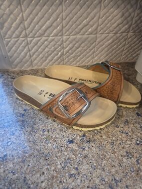 Birkenstock Custom Tooled Size 38